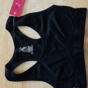 NWT Size Small Black Racerback Wirefree Sports Bra B114